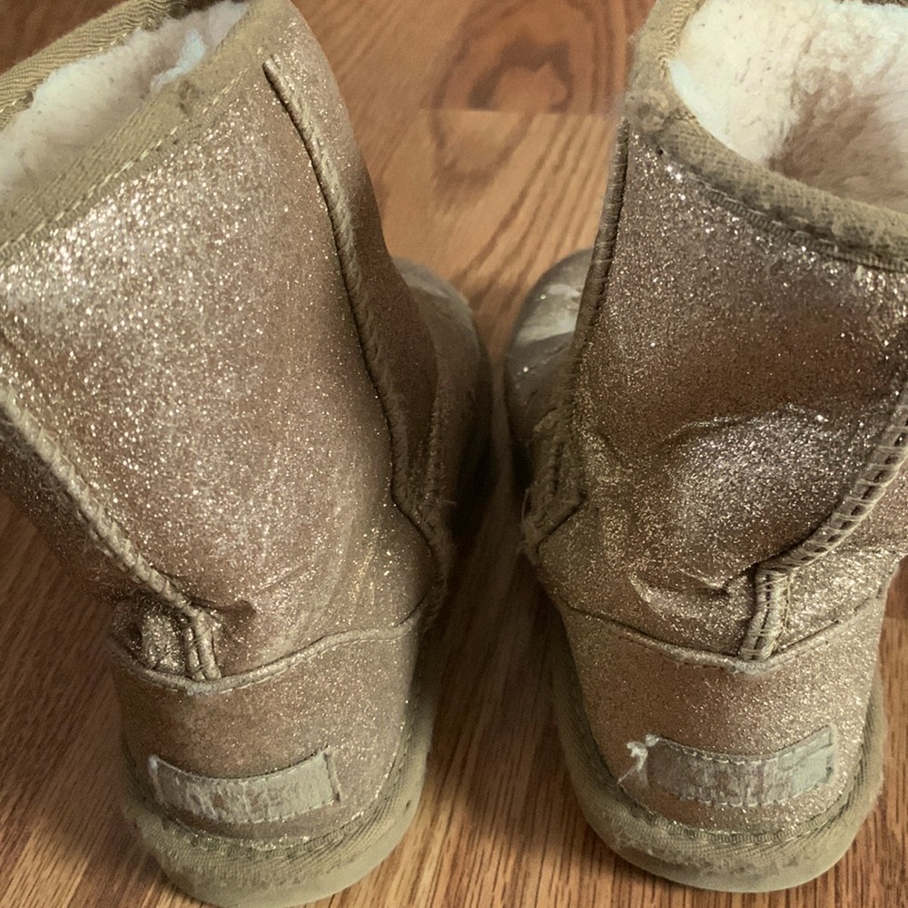 Ugg Boots for Kids size 13